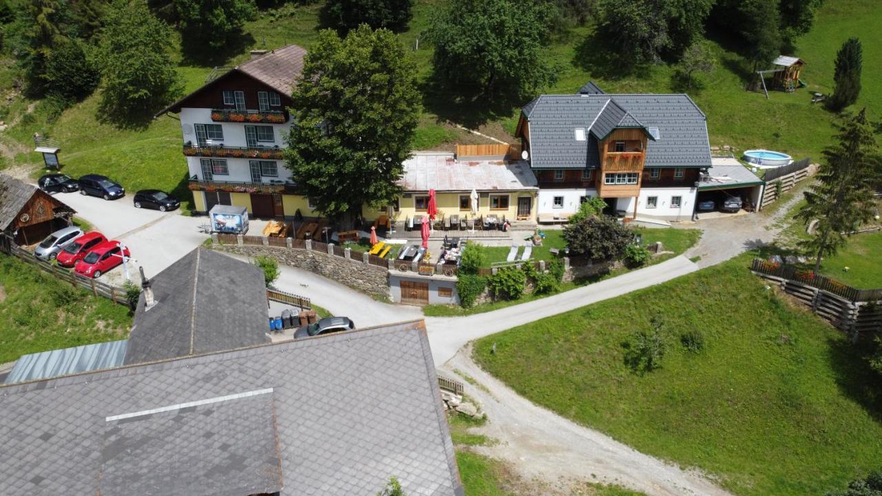Gasthof Trattner Pension Waldhof Sankt Peter am Kammersberg Buitenkant foto