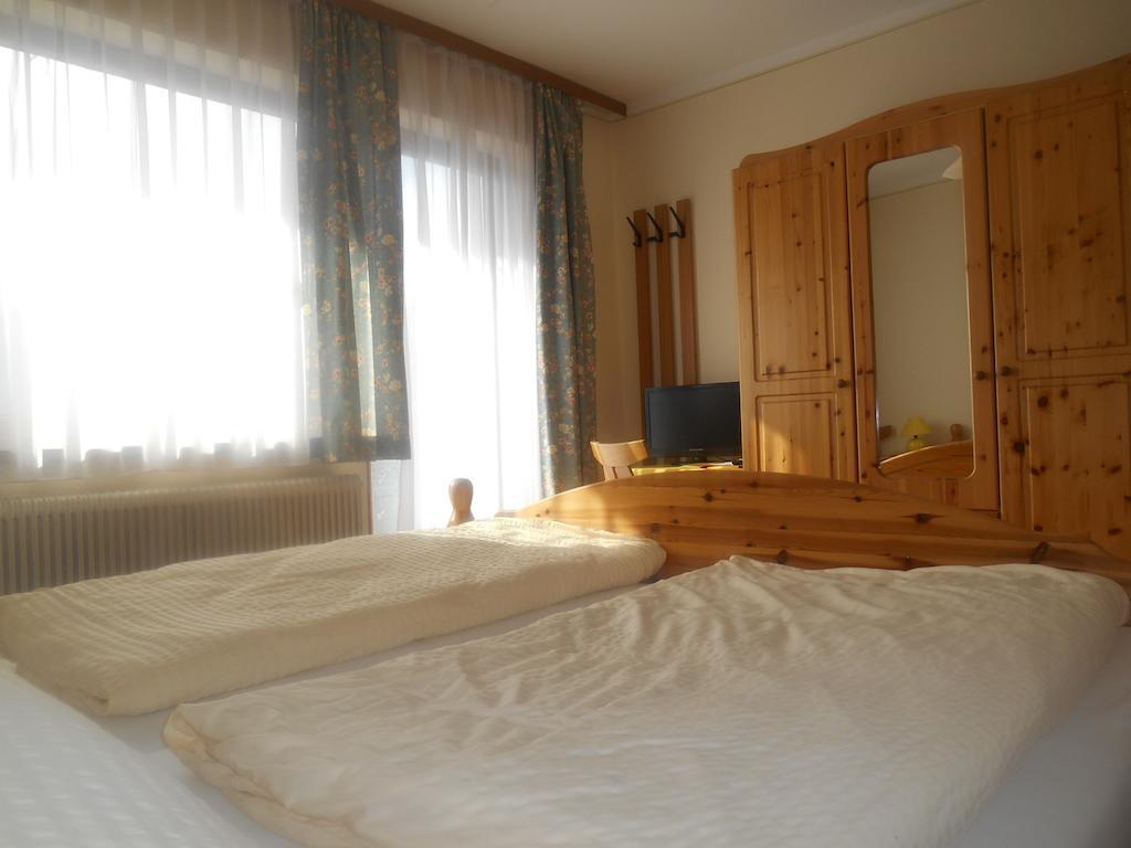Gasthof Trattner Pension Waldhof Sankt Peter am Kammersberg Kamer foto