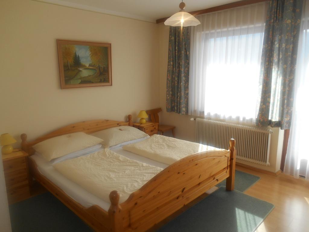 Gasthof Trattner Pension Waldhof Sankt Peter am Kammersberg Kamer foto